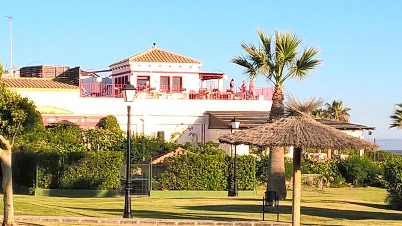 Atlanterra Bajo. Salida Directa. Urbanizacion De Lujo. Piscinas Canchas Padel. Wifi Y A/A Захара-де-лос-Атунес Экстерьер фото