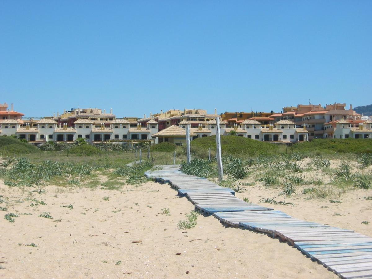 Atlanterra Bajo. Salida Directa. Urbanizacion De Lujo. Piscinas Canchas Padel. Wifi Y A/A Захара-де-лос-Атунес Экстерьер фото