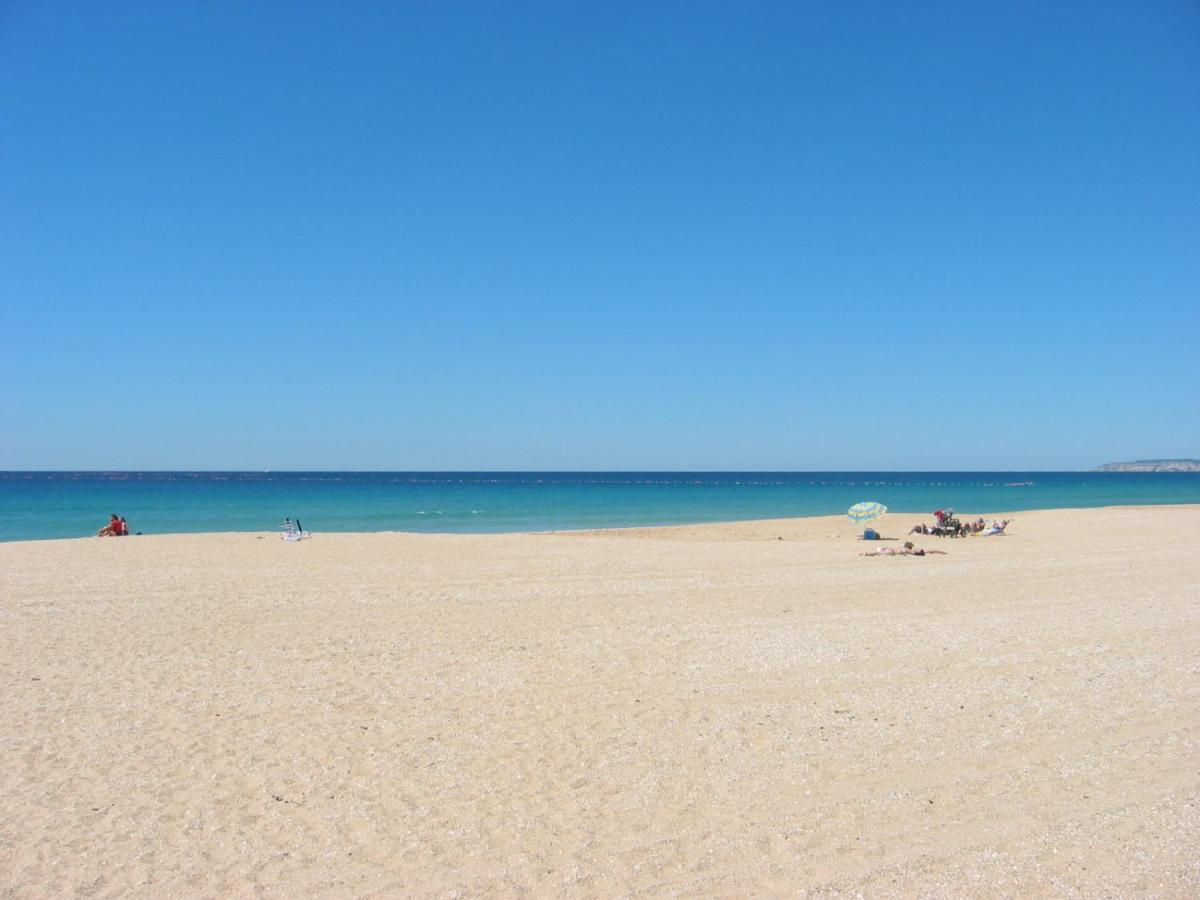 Atlanterra Bajo. Salida Directa. Urbanizacion De Lujo. Piscinas Canchas Padel. Wifi Y A/A Захара-де-лос-Атунес Экстерьер фото