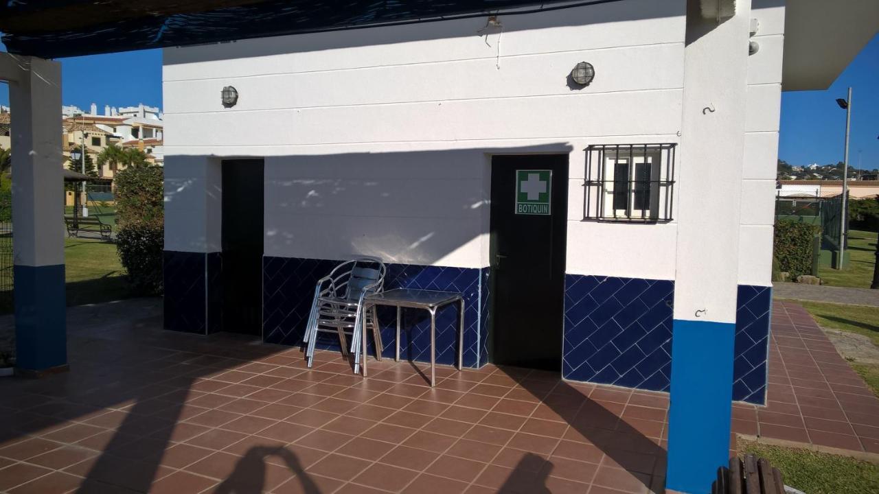 Atlanterra Bajo. Salida Directa. Urbanizacion De Lujo. Piscinas Canchas Padel. Wifi Y A/A Захара-де-лос-Атунес Экстерьер фото