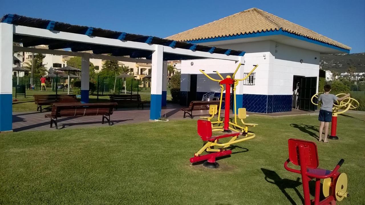 Atlanterra Bajo. Salida Directa. Urbanizacion De Lujo. Piscinas Canchas Padel. Wifi Y A/A Захара-де-лос-Атунес Экстерьер фото